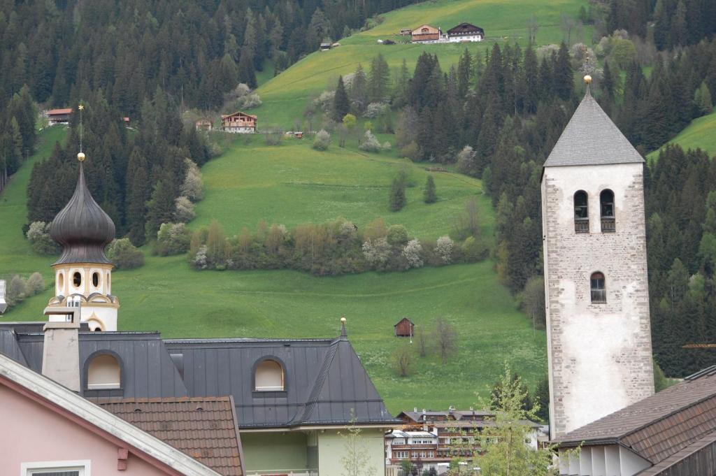 Residence Rose San Candido Ruang foto
