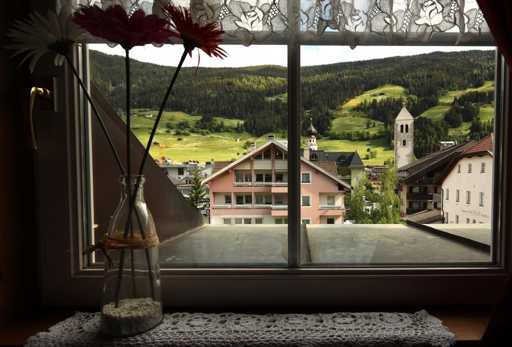 Residence Rose San Candido Bagian luar foto